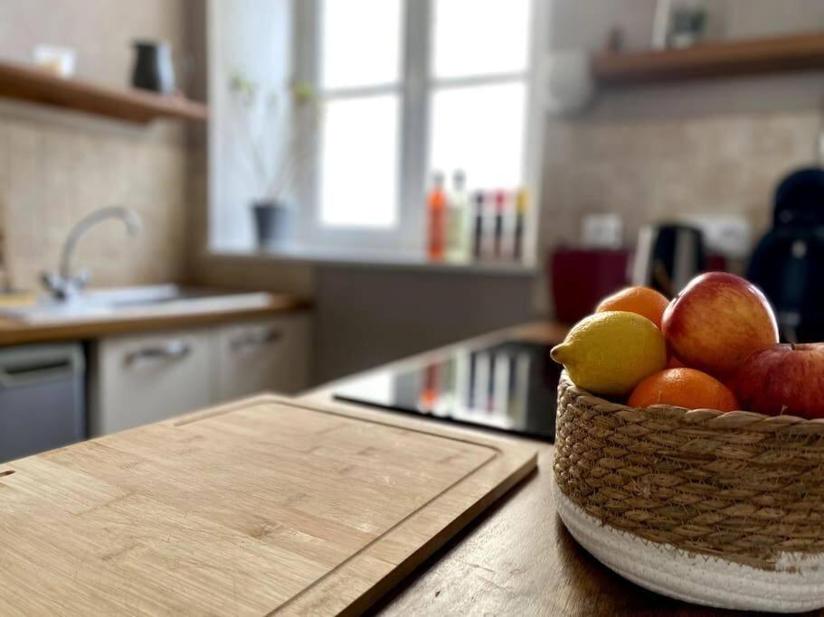 Logis Du Parc By Melrose Apartman Bayeux Kültér fotó