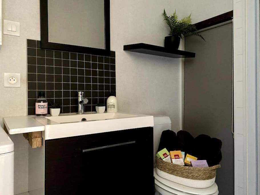Logis Du Parc By Melrose Apartman Bayeux Kültér fotó